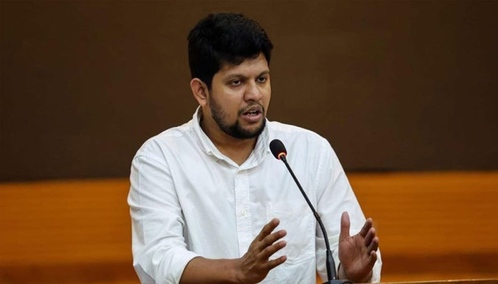 বড় শয়তান এখনো আমাদের কাঁধে শ্বাস ফেলছে: উপদেষ্টা মাহফুজ আলম বড় শয়তান এখনো আমাদের কাঁধে শ্বাস ফেলছে: উপদেষ্টা মাহফুজ আলম