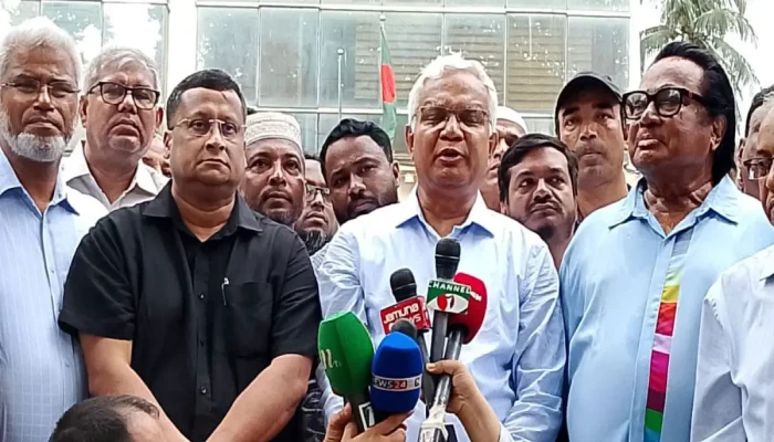 লাল কার্ড কাকে দেখাবে জনগণই ঠিক করবে: ডা. জাহিদ লাল কার্ড কাকে দেখাবে জনগণই ঠিক করবে: ডা. জাহিদ