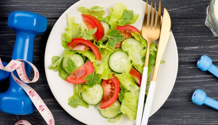 ভাত নয়, ওজন ও মেদ কমাতে খেতে হবে সালাদ