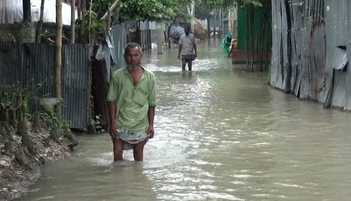 তিস্তা নদীর পানি বিপৎসীমার ওপরে, লালমনিরহাটে সাত হাজার পরিবার পানিবন্দি তিস্তা নদীর পানি বিপৎসীমার ওপরে, লালমনিরহাটে সাত হাজার পরিবার পানিবন্দি