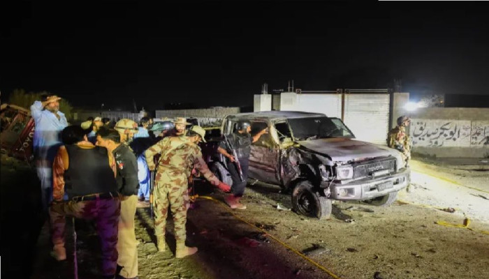 পাকিস্তানে তিন সন্ত্রাসী হামলায় ২২ জন নিহত, কোয়েটায় রাজনৈতিক সমাবেশে রক্তপাত