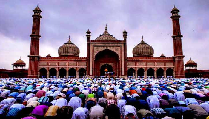 জুমার দিনের ফজিলত ও আমল: নামাজ, সূরা কাহাফ ও দোয়ার গুরুত্ব