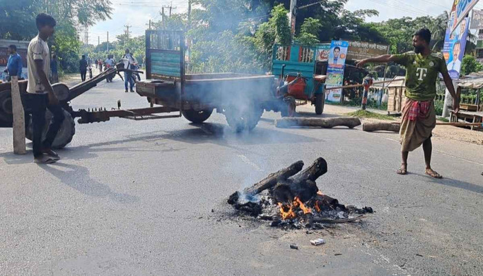 বাগেরহাটে দ্বিতীয় দিনের মতো চলছে হরতাল
