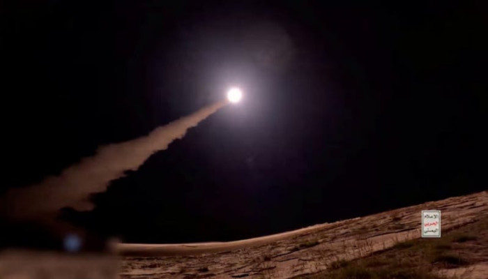 ইয়েমেনি বাহিনী তেল আবিব লক্ষ্য করে হাইপারসনিক ক্ষেপণাস্ত্র নিক্ষেপ