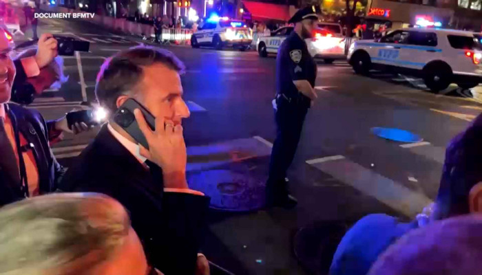 নিউইয়র্কে পুলিশের বাধায় আটকাল ম্যাক্রোঁর গাড়ি, ট্রাম্পকে ফোনে সমাধান