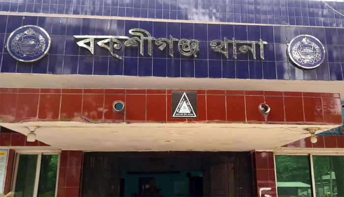 জামালপুরে পুলিশের ওপর হামলা করে মাদক কারবারি ছিনিয়ে নেওয়া, আহত দুই জামালপুরে পুলিশের ওপর হামলা করে মাদক কারবারি ছিনিয়ে নেওয়া, আহত দুই