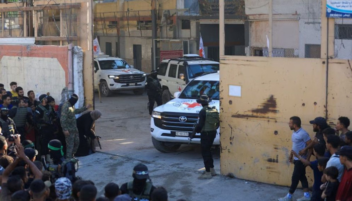 যুদ্ধবিরতির পর গাজায় কর্তৃত্ব পুনঃপ্রতিষ্ঠায় হামাসের অভিযান