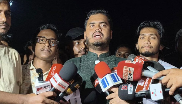 চবি চাকসু নির্বাচন ঘিরে বহিরাগতদের আনাগোনার অভিযোগ ভিপি প্রার্থী ইব্রাহীম রনির