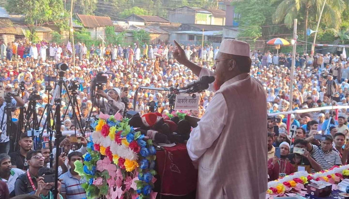 ‘জন্ম নিয়েই বাপের সঙ্গে পাল্লা দিও না’: সাতক্ষীরায় সমাবেশে গোলাম পরওয়ারের মন্তব্য