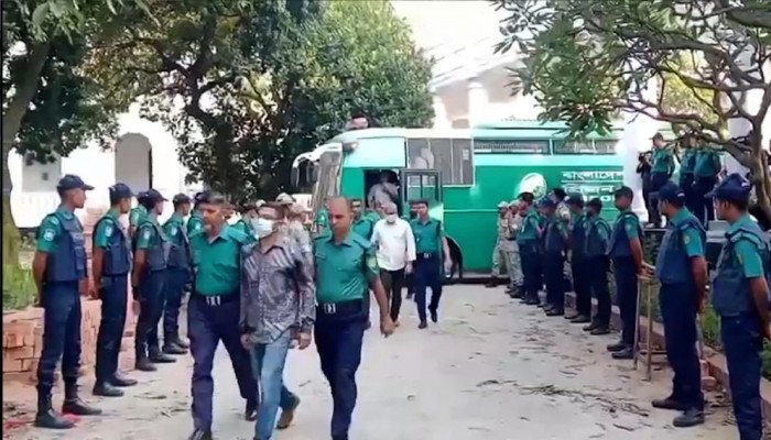 টিএফআই-জেআইসি সেলে মানবতাবিরোধী অপরাধ: ১৫ সেনা কর্মকর্তা কারাগারে