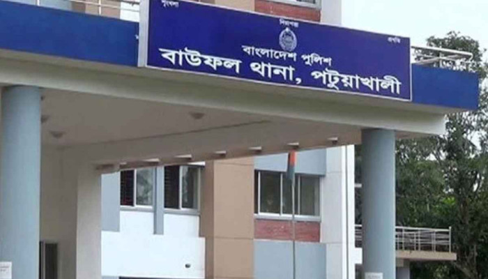 শিশুদের খেলাধুলা নিয়ে সংঘর্ষের জেরে শিক্ষার্থীকে কুপিয়ে জখম, আহত ৫