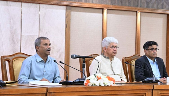 ফেব্রুয়ারির প্রথমার্ধেই জাতীয় নির্বাচন: সরকারের অটল অবস্থান পুনর্ব্যক্ত