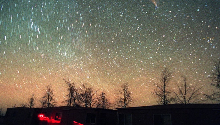 নভেম্বরের আকাশে মহাজাগতিক উৎসব: ১৬ নভেম্বর দেখা যাবে লিওনিড উল্কাবৃষ্টি