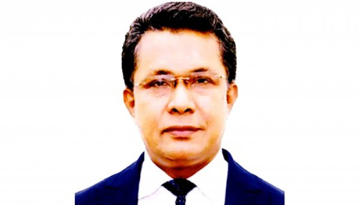 দায়িত্বে অযোগ্য ঘোষণায় হাইকোর্টের বিচারপতি খুরশীদ আলমকে অপসারণ করলেন রাষ্ট্রপতি