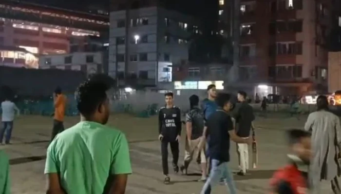 পল্লবীতে ভিডিও প্রদর্শনী চলাকালে দুই বিস্ফোরণ, পুলিশ বলছে ‘পটকা’