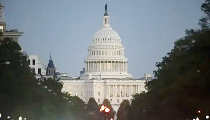মার্কিন সরকারের শাটডাউন অবসানে কংগ্রেসে বিল পাস, প্রেসিডেন্টের স্বাক্ষরের অপেক্ষা