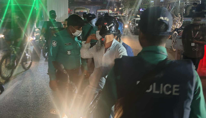 রায়কে ঘিরে ঢাকায় কঠোর নিরাপত্তা: রাজধানীজুড়ে পুলিশের তল্লাশি