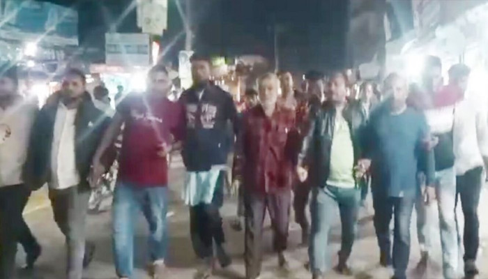 গাইবান্ধার সাদুল্লাপুরে শেখ হাসিনার ফাঁসির দাবিতে বিক্ষোভ মিছিল ও পথসভা