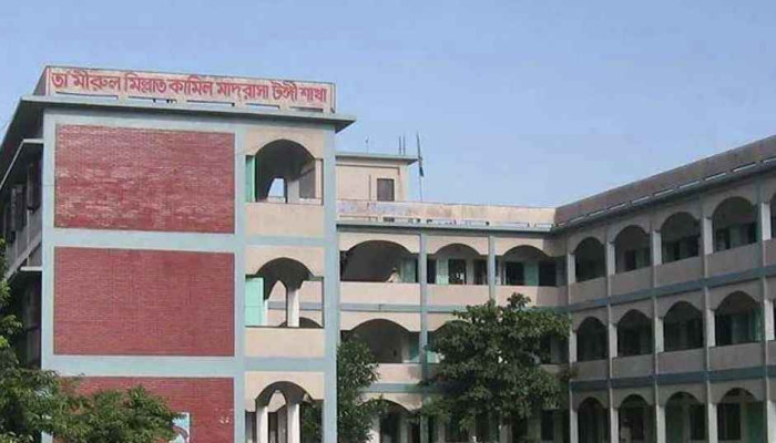 ছাত্র আন্দোলনে হামলার অভিযোগে তা’মীরুল মিল্লাত মাদরাসার ৩ শিক্ষক বহিষ্কার
