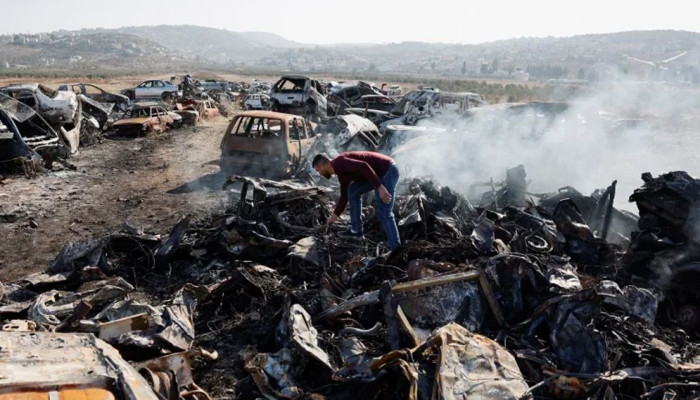 ইসরায়েলি বসতি স্থাপনকারীদের হামলায় হুয়ারায় ব্যাপক ক্ষয়ক্ষতি