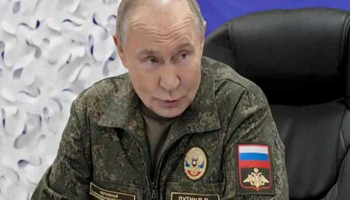 যুক্তরাষ্ট্রের শান্তি-পরিকল্পনার খসড়া ফাঁস—সমঝোতার ইঙ্গিত দিল মস্কো, কিয়েভে তীব্র আলোচনা