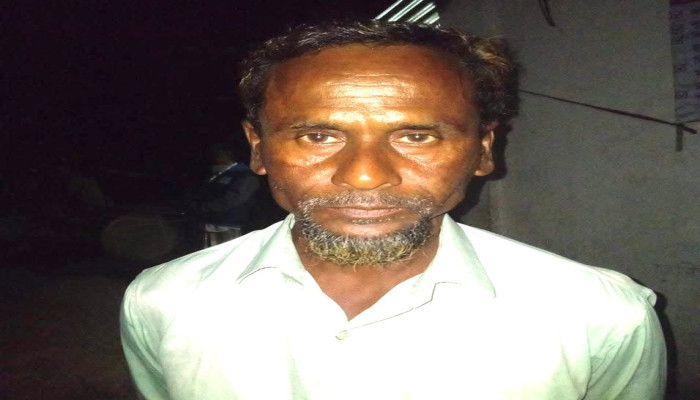 টেকনাফে পুলিশের শ্বাসরুদ্ধকর অভিযানে ‘অপহরণ নাটকের’ আবু হানিফ উদ্ধার