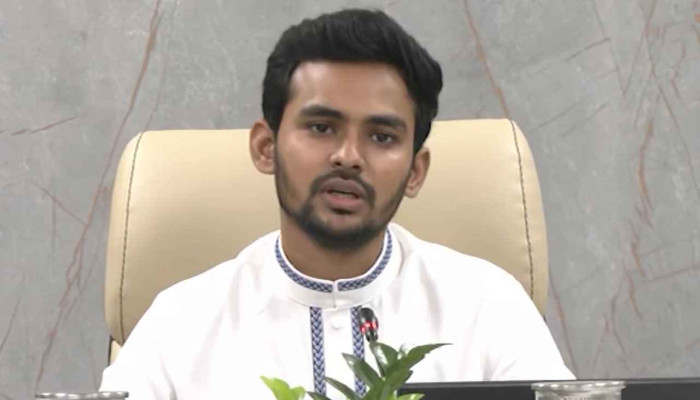 অন্তর্বর্তী সরকারের সঙ্গে যুক্ত অনেকেই অংশ নেবেন নির্বাচনে: আসিফ মাহমুদ