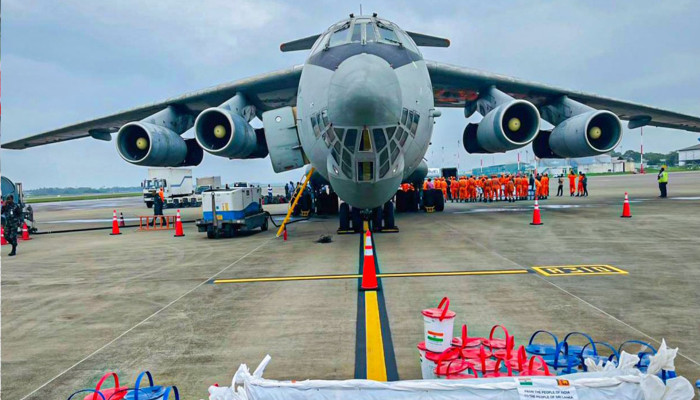 ঘূর্ণিঝড় ডিটওয়াহের বিপর্যয়ে শ্রীলঙ্কার পাশে ভারতের ‘অপারেশন সাগরবন্ধু’