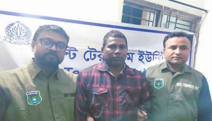 ১৯ বছর পলাতক থাকার পর কারাদণ্ডপ্রাপ্ত আসামি গ্রেফতার