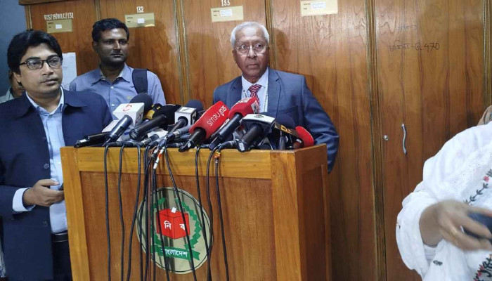 মক ভোটিংয়ের তথ্য বিশ্লেষণে ভোটকক্ষ নয়, গোপন কক্ষ বাড়াবে নির্বাচন কমিশন