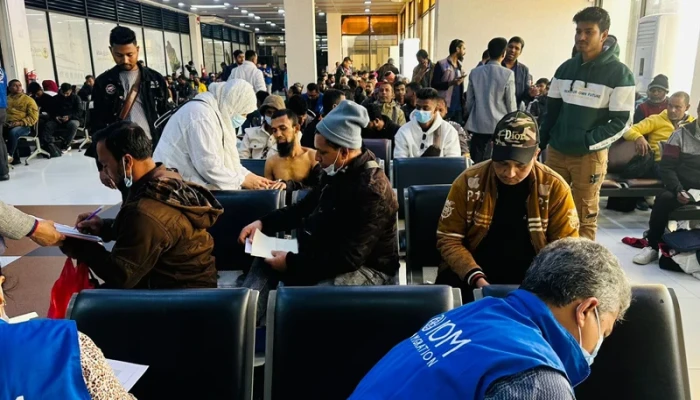 লিবিয়া থেকে দেশে ফিরলেন ৩১০ বাংলাদেশি, মানবপাচারের ঝুঁকি নিয়ে সতর্কতা