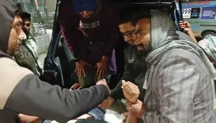 গাইবান্ধার পলাশবাড়ীতে ছাত্রলীগকর্মীর কুঠারাঘাতে জামায়াত নেতা আহত