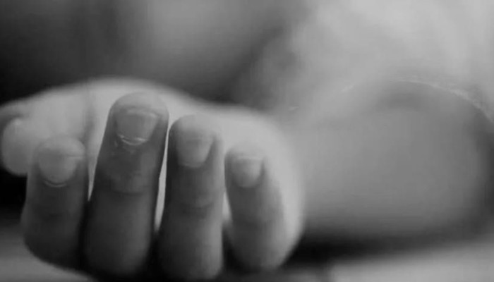 ভাটারায় তালাবদ্ধ শয়নকক্ষ থেকে বিশ্ববিদ্যালয় শিক্ষার্থীর লাশ উদ্ধার: রহস্য ঘনীভূত