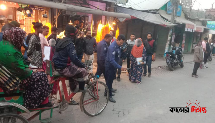 মানিকগঞ্জে জজের বাসার গেট ও আইনজীবী ভবনের সামনে ককটেল বিস্ফোরণ, আতঙ্কে স্থানীয়রা