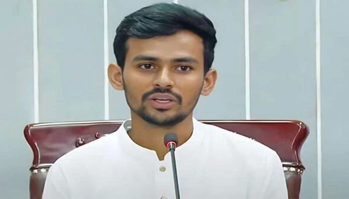 নির্বাচনী তফসিলের পরপরই প্রার্থী গুলিবিদ্ধ হওয়া ‘অশনিসংকেত’: সাবেক উপদেষ্টা আসিফ মাহমুদ সজীব