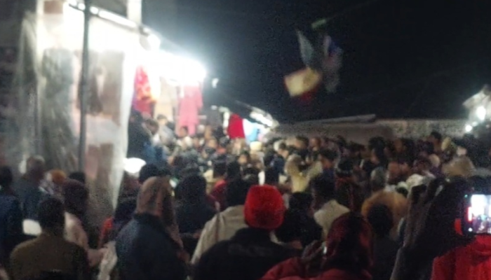 ভোলায় বিএনপি-জামায়াতের পালটাপালটি হামলায় উত্তেজনা, ভেলুমিয়ায় বাজার বন্ধ