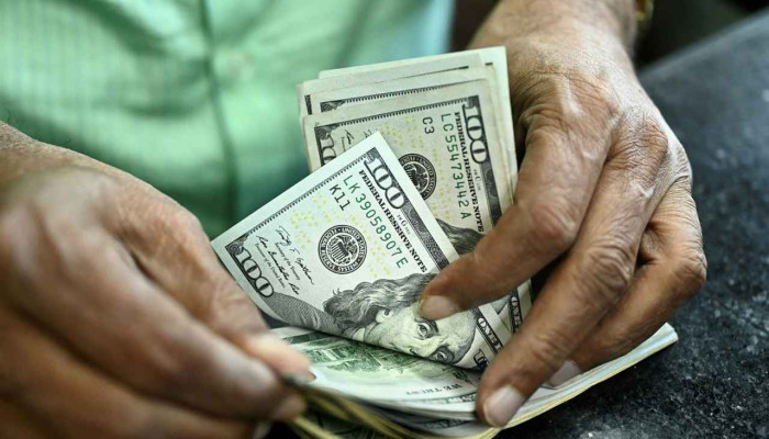 বৈদেশিক মুদ্রাবাজার স্থিতিশীল রাখতে আরও ৬ কোটি ডলার কিনল বাংলাদেশ ব্যাংক