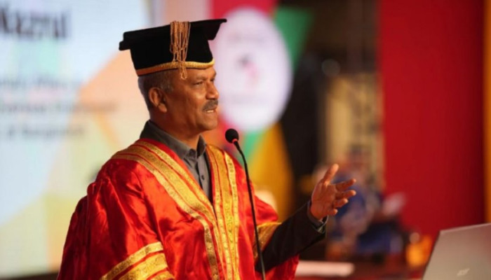 শিক্ষিত হতে হলে শুধু ডিগ্রি নয়, চাই দক্ষতা ও সততা: ড. আসিফ নজরুল