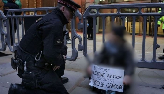 যুক্তরাজ্যে ফিলিস্তিনপন্থি বিক্ষোভে আটক গ্রেটা থুনবার্গ, পরে জামিনে মুক্তি