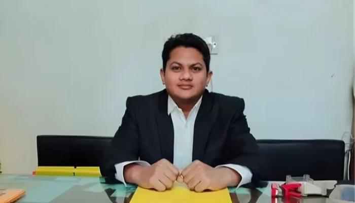 বসুন্ধরায় মোটরসাইকেলের সঙ্গে ধাক্কা: আইনজীবী নাঈম কিবরিয়াকে পিটিয়ে হত্যা