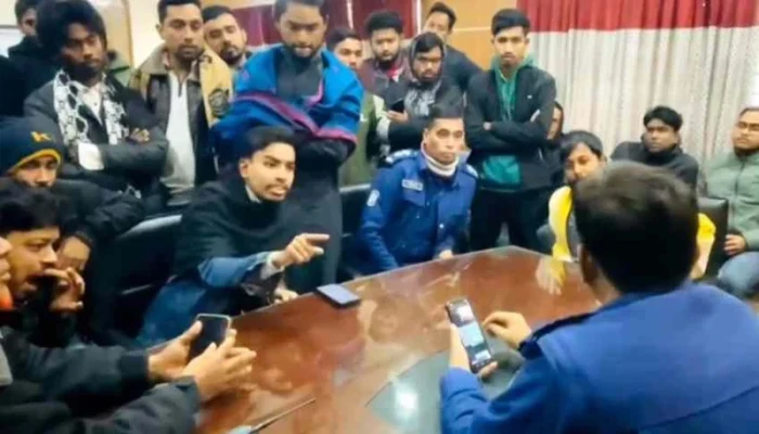 বানিয়াচং থানা পোড়ানোর দাবি ঘিরে বিতর্ক, ভাইরাল ভিডিওতে তোলপাড় হবিগঞ্জ