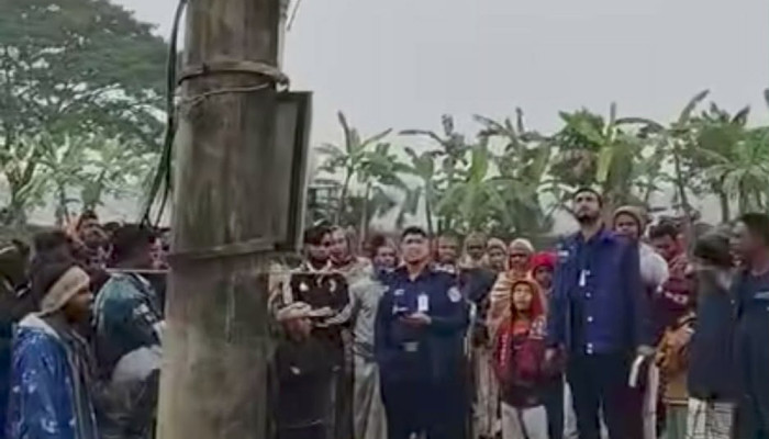 কেন্দুয়ায় ট্রান্সফরমার চুরি করতে গিয়ে বিদ্যুৎস্পৃষ্টে যুবকের মৃত্যু; মিলল গলাকাটা মরদেহ