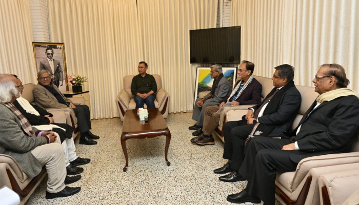 তারেক রহমানের সঙ্গে ‘হিন্দু বৌদ্ধ খ্রিস্টান ঐক্য পরিষদ’ নেতাদের গুরুত্বপূর্ণ বৈঠক, সংখ্যালঘু ঐক্যের প্রতিশ্রুতি