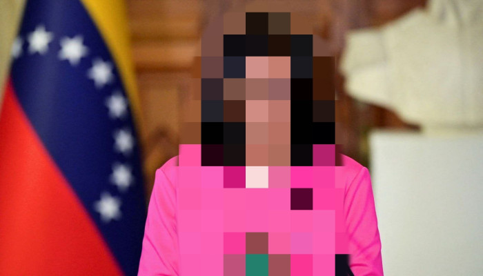 ‘সাম্রাজ্যবাদী হামলা’র পাল্টা জবাব: ভেনেজুয়েলায় জরুরি অবস্থা ও সশস্ত্র প্রতিরোধের ডাক