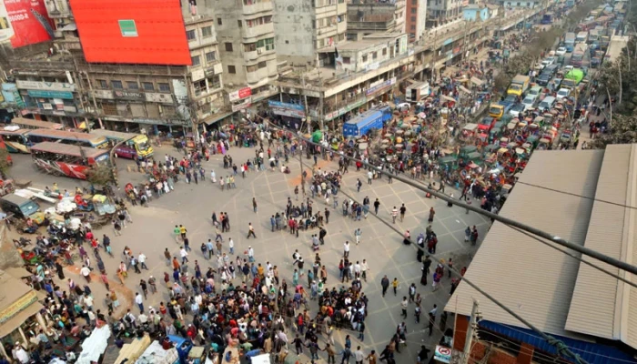 একদিনে রাজধানীর পাঁচ স্থানে অবরোধ, দিনভর ভোগান্তি