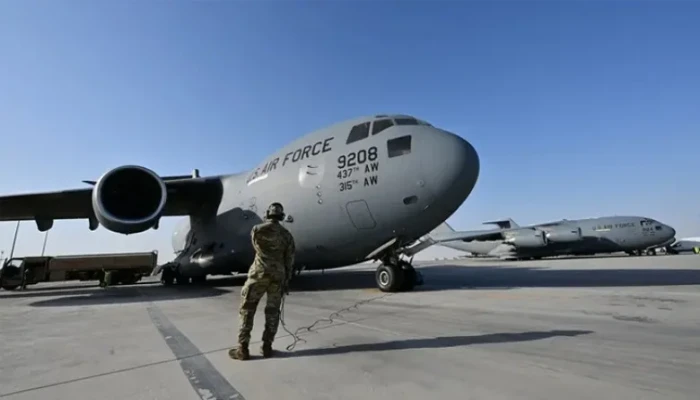 কাতারে মার্কিন বিমানঘাঁটিতে সতর্কবার্তা শিথিল: ফিরছে যুদ্ধবিমান