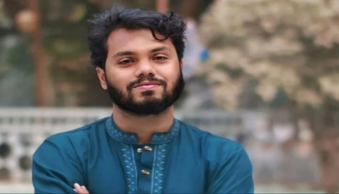 চট্টগ্রামে ইনকিলাব মঞ্চের আহ্বায়ক শরিফ ওসমান বিন হাদি হত্যার বিচার দাবিতে বিক্ষোভ