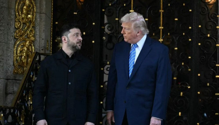 ডাভোসে জেলেনস্কির সঙ্গে বৈঠকের পর পুতিনকে যুদ্ধবিরতির বার্তা দিলেন ট্রাম্প