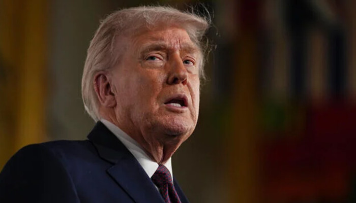 ইরানে হামলা এড়াতে চাই, তবে প্রস্তুতি আছে: ট্রাম্প