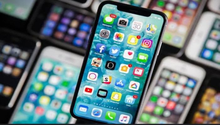 শিশুর মানসিক বিকাশে অতিরিক্ত স্ক্রিন আসক্তির প্রভাব